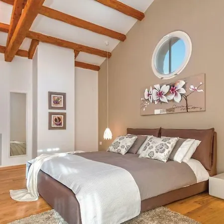 Villa-san-kirin-magnolia Vodnjan